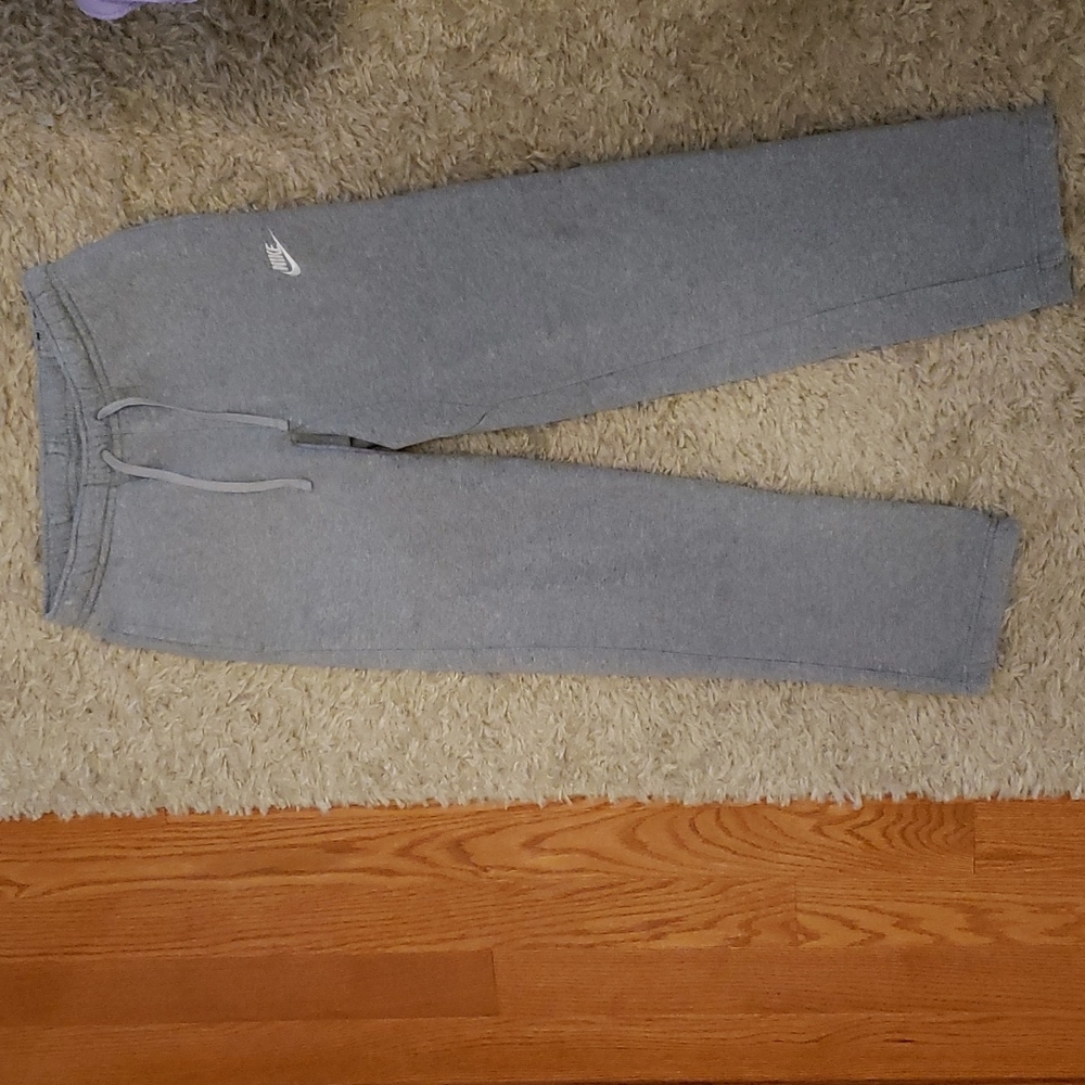 Men's Nike gray wide leg sweatpants size Small